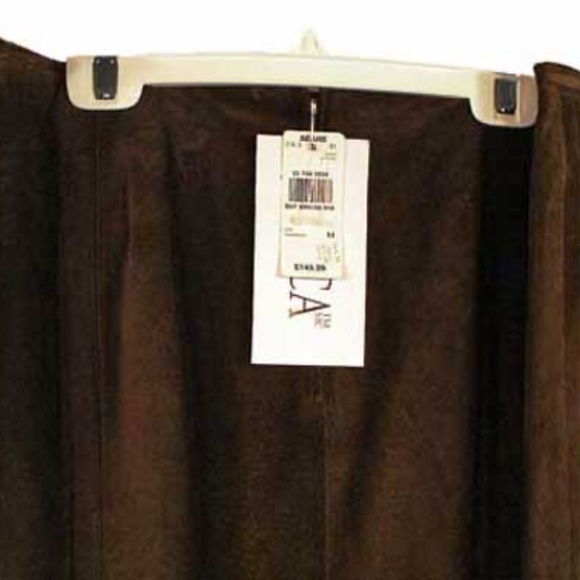 SKIRT SUEDE MISSES 14, DARK BROWN, LONG A-LINE, SCALLOPED HEM, BACK ZIPPER, - Picture 5 of 5